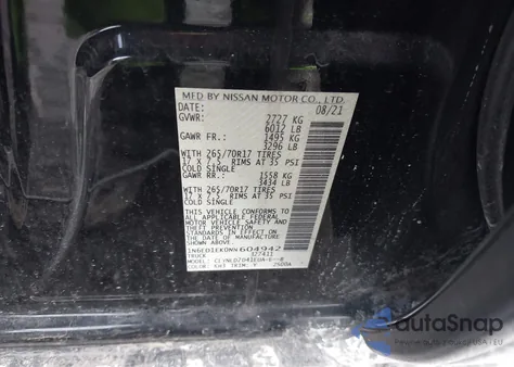 2022 Nissan Frontier Pro-4X 4X4 z USA, uszkodzony, nr VIN 1N6ED1EK0NN604942